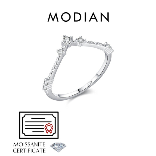 Arrow Moissanite Stackable Ring – D Colour VVS1 | 925 Sterling Silver