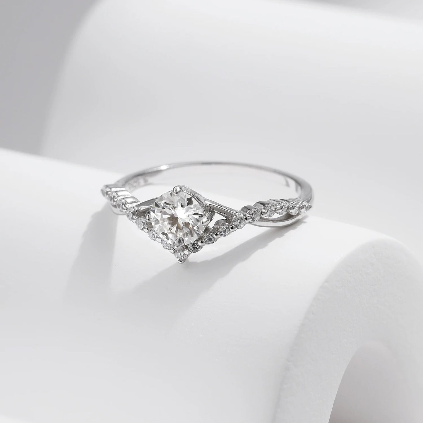 Crown Moissanite Ring – D Colour VVS1 | 925 Sterling Silver