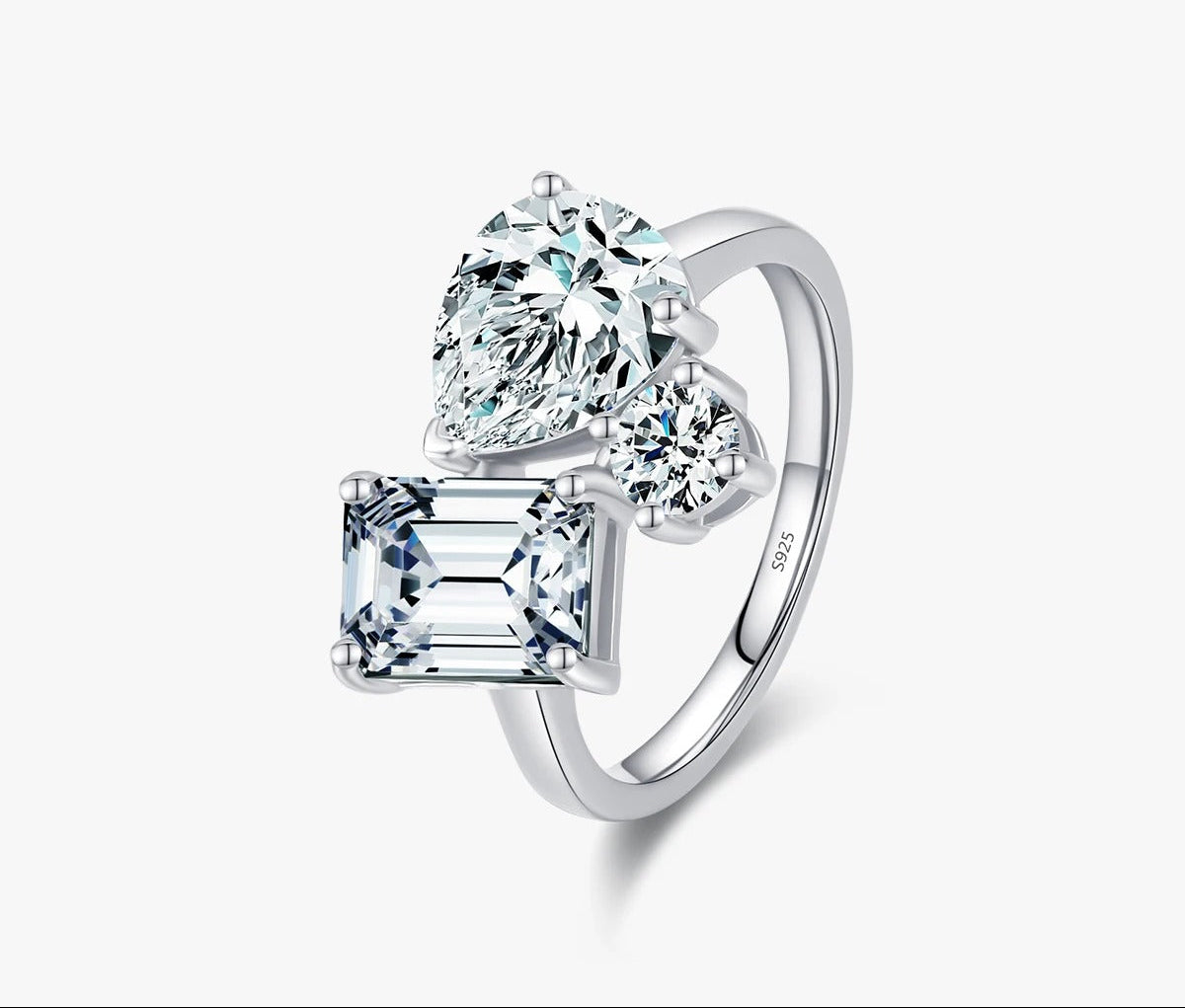 Emerald Cut CZ Ring – 925 Sterling Silver Luxury Wedding Band