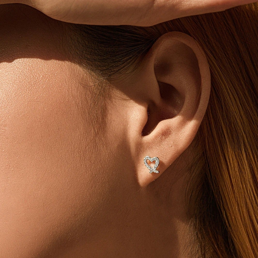 D Colour Moissanite Heart Stud Earrings – 925 Sterling Silver Asymmetrical Heart Fine Jewellery