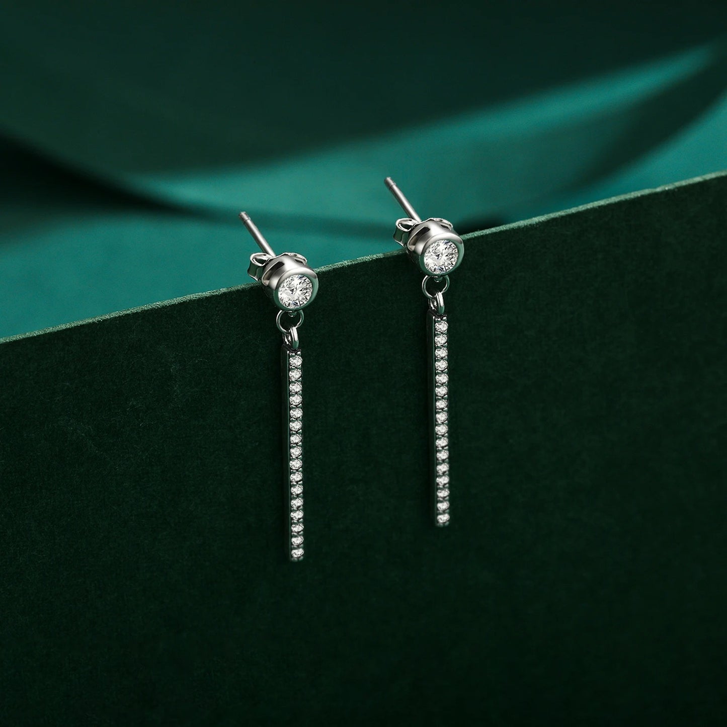 925 Sterling Silver CZ Swing Drop Earrings – Sparkling Classic Dangle Earrings for Women